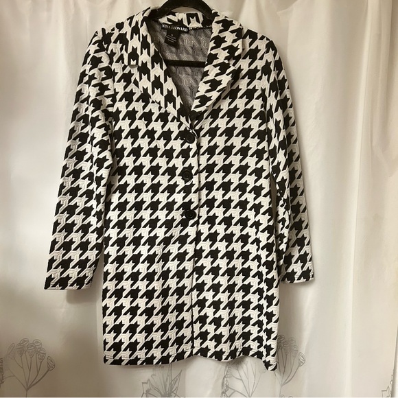 New Nina Leonard Black and White Houndstooth Blazer - Picture 2 of 9